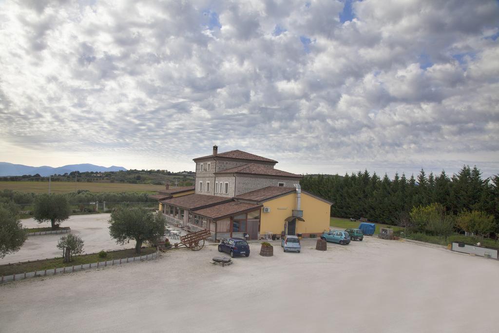 Agriturismo La Vecchia Cascina Di Paolo & Belinda Villa Pietrelcina Exterior foto